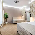 Colonna بيت ضيافة 4*