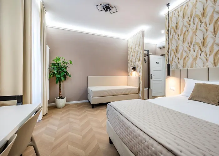 Colonna 4* ローマ