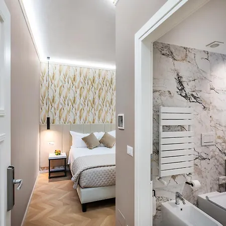 Colonna 4* ローマ