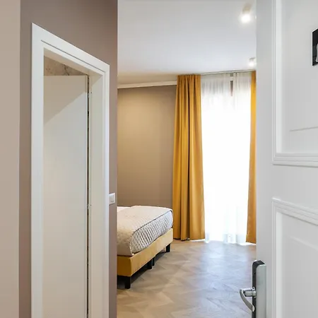 Colonna 4* Rom
