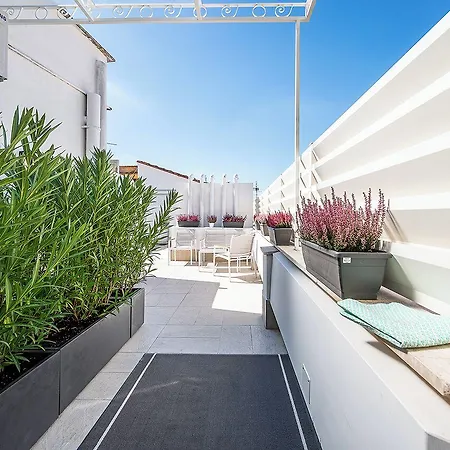 ゲストハウス Colonna ローマ