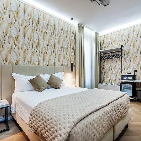 Colonna ゲストハウス