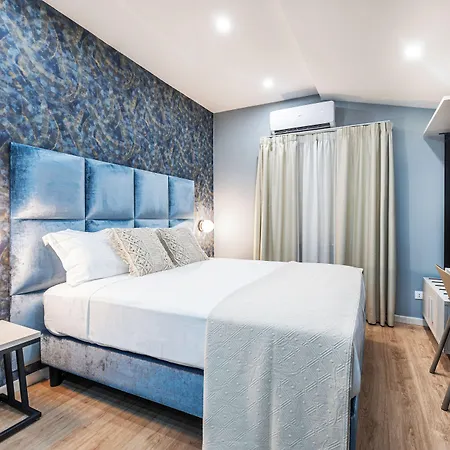 Colonna 4* Roma